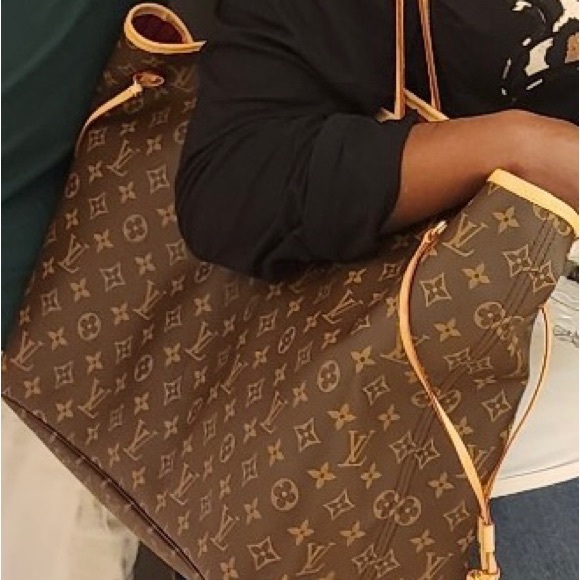Authentic LOUIS VUITTON Monogram Neverfull GM - Picture 16 of 16